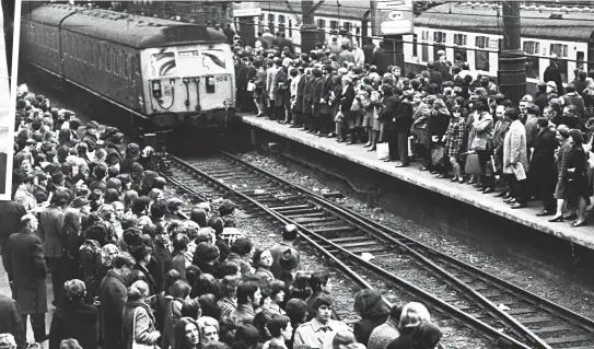  ??  ?? The train about to take the strain: Dangerousl­y crowded platforms at Liverpool Street during a 1971 work-to-rule dispute