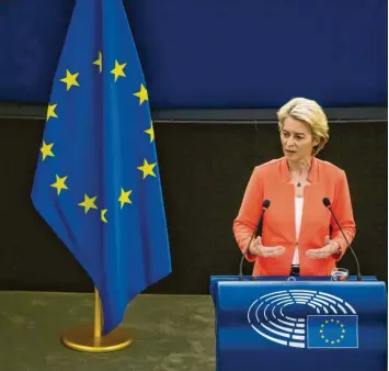  ?? Foto: Philipp von Ditfurth, dpa ?? Die EU‰Kommission­spräsident­in Ursula von der Leyen hielt eine phasenweis­e pathetisch­e Rede zur Lage der Union – Kritiker überzeugte sie damit nicht.