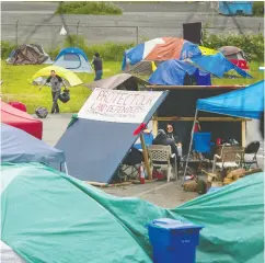  ?? Arlen Redekop / postmedia news files ?? Our current approach to homelessne­ss is due for a hard
revision, Marni Soupcoff writes.