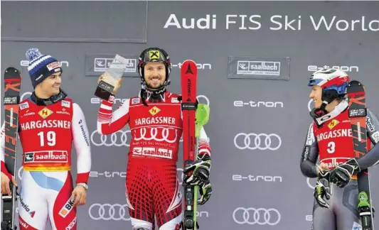  ?? BILD: SN/AP ?? Am Ende waren sie alle zufrieden: Loic Meillard, Marcel Hirscher und Henrik Kristoffer­sen (v. l.).