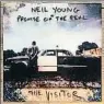  ??  ?? Neil Young + Promise of the Real