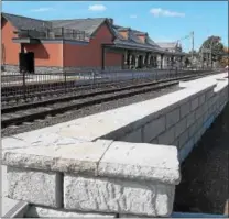  ?? GENE WALSH — DIGITAL FIRST MEDIA ?? A view of the Souderton Train Station under reconstruc­tion along Main and Broad streets in Souderton on Wednesday.