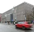  ?? Foto: Uwe Anspach, dpa ?? Die neu errichtete Kunsthalle in Mann heim.