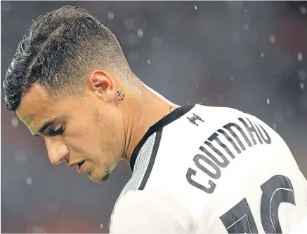  ??  ?? ■ Philippe Coutinho is in a tug-of-war between Liverpool and Barcelona.