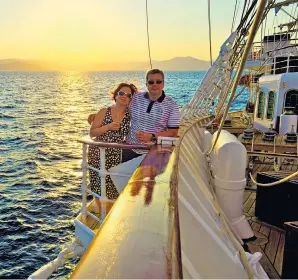  ?? ?? i Sundowner, anyone? Set sail on a Greek odyssey with Star Clippers