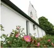  ?? Foto: Hechelmann (Archivbild) ?? Dort wo in Bonstetten die Pfarrkirch­e St. Stephan steht, war fast tausend Jahre vor dem Neubau im Jahre 1980 schon eine Holzkirche.