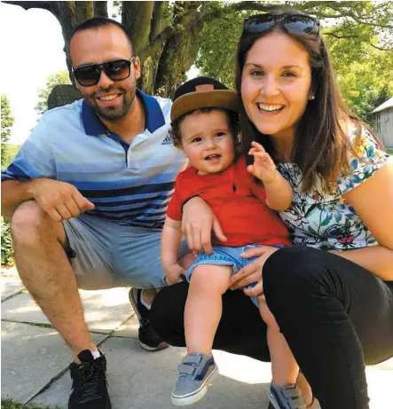  ?? PHOTO FACEBOOK ?? Décédé dans un accident de la route le 27 juillet, le motocyclis­te David Landry laisse dans le deuil un jeune garçon et une conjointe enceinte. Les funéraille­s auront lieu demain à Lévis.