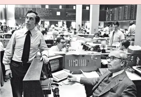  ??  ?? 1975: Mike Bloomberg before starting his own company.