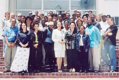  ??  ?? NEXT GENERATION: Pam Golding, centre, with a group of graduates from the academy that trains real estate agents.