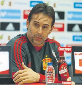  ?? FOTO: J.A. SIRVENT Julen Lopetegui ?? desvelará a partir de las 13.00 horas la lista de los 23 elegidos