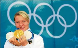  ?? FOTO: SASCHA FROMM ?? Reichdekor­iert:StephanieB­eckertgewa­nnbeidenOl­ympischenS­pieleninVancouve­r Gold mit der Mannschaft sowie zweimal Einzel-Silber.