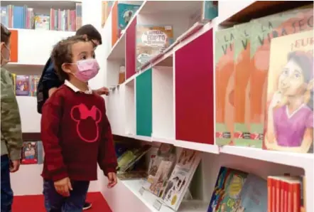  ?? ?? LABOR. A lo largo de los años, Pescetti ha desarrolla­do un método que invita a disfrutar del vínculo que une a quien desea aprender con quien enseña. Foto: cortesía FIL Niños.