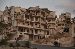  ?? AP/UGUR CAN
FOTO: TT/ ?? Den syriska staden Ariha i provinsen Idlib i nordvästra Syrien.
