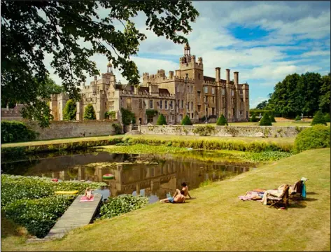  ?? PHOTOS COURTESY OF AMAZON STUDIOS VIA NYT ?? Many of the most memorable scenes from “Saltburn” take place inside Drayton House, as well as on its sprawling, lavish grounds.