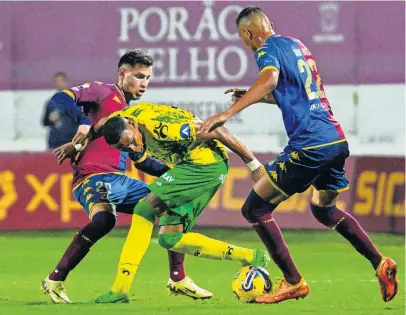  ?? ?? Tondela ultrapasso­u todos os problemas na visita a Torres Vedras, igualando o clube local na tabela