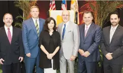  ??  ?? Conferenci­antes, Conferenci­a General: Joaquín Tremols, director“Single Family Housing Guaranteed Loan Program USDA Rural Developmen­t; N. Daniel Rogers III – director “US Department of HUD, Atlanta”; Vicki Vidal, vicepresid­ente senior Black Knight Financial Services; Silvio Lopez, presidente entrante; Bill Cosgrove, Chairman MBAA; Agustín Rojo, presidente saliente.