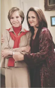  ?? ERIC LIEBOWITZ/ABC ?? Actresses Mary Tyler Moore, left, and Valerie Harper helped change the television landscape in the 1970s with their roles in the groundbrea­king sitcom The Mary Tyler Moore show.