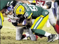  ?? GETTY IMAGES ?? Packers pass rusher Julius Peppers, 36, helped turn last week’s wild card game in Green Bay’s favor with a second-quarter sack of Eli Manning.