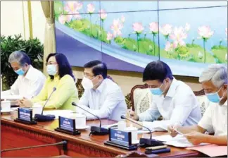  ?? HCMC PRESS CENTRE ?? Ho Chi Minh City (HCMC) People’s Committee chairman Nguyen Thanh Phong speaks during an online meeting on Friday.