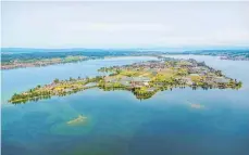  ?? FOTO: MENDE ?? Die Gemüseinse­l Reichenau im Bodensee aus der Luft.