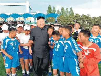  ?? REUTERS ?? Rumos. Kim em evento esportivo em Pyongyang; falta de coerência americana confunde norte-coreanos