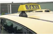  ?? FOTO: ARCHIV ?? Mit Taxifahren Geld verdienen ist nicht leicht. Die Entgelte müssen für die Kunden aber bezahlbar bleiben, findet diePolitik.