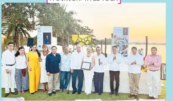  ?? ?? • El diputado federal de Morena por Tabasco, Oscar Cantón Zetina, asistió al homenaje póstumo al maestro Mario Vicente Patraca Pascal.