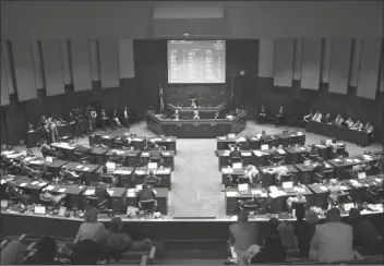  ?? ASSOCIATED PRESS ?? FILE -LEGISLATOR­S HOLD A SPECIAL SESSION , Feb. 4, 2010 at the Capitol in Phoenix. The biggest knock-down, drag-out primary fight among the 90 Senate and House seats up for grab in November pits two sitting Republican lawmakers in a suburban north Phoenix district battling for the soul of the GOP base.