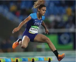  ?? FOTO: AP PHOTO/LEE JIN-MAN ?? Supertalan­gen Sydney McLaughlin hade nyss fyllt 17 år då hon deltog i OS i Rio – i år jagar hon världsreko­rd på 400 m häck.