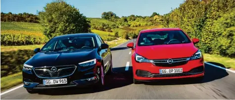  ?? Foto: Opel ?? Frischer Wind unter der Motorhaube: Opels Insignia (links) und der Astra erhalten neue Motoren.