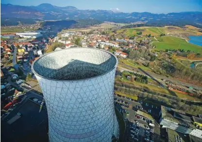  ?? Foto Jože Suhadolnik ?? V šoštanjski termoelekt­rarni sta delujoča dva premogovna bloka, to sta bloka 5 in 6.