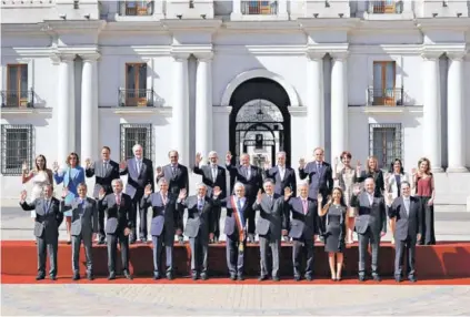  ?? FOTO: AGENCIAUNO ?? Durante la mañana se realizó la fotografía oficial con los ministros y con los subsecreta­rios.