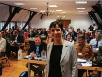  ?? FOTO: ELMAR OTTO ?? Frauke Petry, einst AfD-Chefin, jetzt Bundesvors­itzende der Blauen Partei, beim Bundespart­eitag der Blauen am Samstag im Landhotel „Alte Fliegersch­ule“in Eisenach.