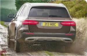  ??  ?? NEED TO KNOW There is no fourcy lin de rE220d All-terrain for the time being – only this sixcy lin de rE350d