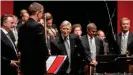  ??  ?? La Filarmónic­a de Viena adora a Herbert Blomstedt. En la imagen, durante el concierto en Bonn.
