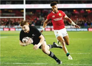  ??  ?? Unapposed: Jordie Barrett scores the All Blacks’ second try