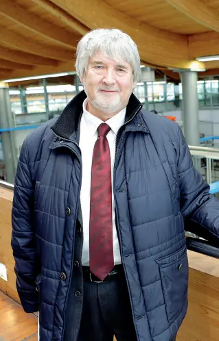  ?? (foto Nardelli) ?? PalaRotari Il ministro del Lavoro e delle Politiche sociali Giuliano Poletti