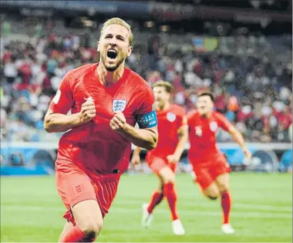  ?? FOTO: GETTY ?? Harry Kane Rescató tres puntos para Inglaterra con sus dos tantos, el segundo en el último suspiro