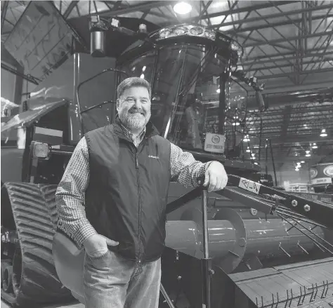  ?? MICHAEL BELL ?? Darryl Priel of Case IH Agricultur­e and Farm Equipment says starting a grain farm is a costly propositio­n.