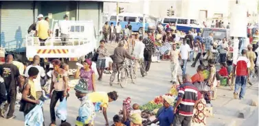  ??  ?? Vendors were ousted from the central business district following the cholera epidemic