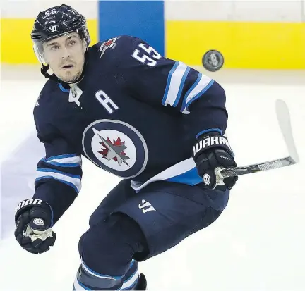  ?? TREVOR HAGAN/THE CANADIAN PRESS ?? Winnipeg Jets forward Mark Scheifele could be a dark horse to challenge for the scoring title.