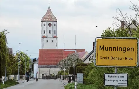  ?? Foto: Scheidle ?? In Munningen sinkt 2017 der Schuldenst­and auf 502 Euro pro Einwohner. Die Gemeinde plant in diesem Jahr, vor allem in Munningen zu investiere­n.