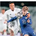  ?? FOTO: DPA ?? Timo Werner (r.) im Zweikampf mit Madrids Eder Militao.