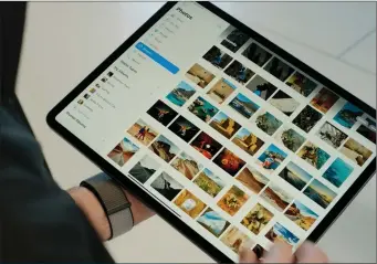  ??  ?? Tablet apps have new sidebars, toolbars and menus in ipados 14