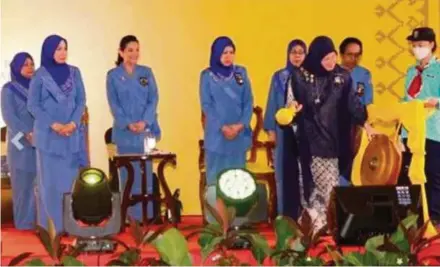  ?? ?? Tunku Azizah Aminah Maimunah menghadiri Persidanga­n Pandu Puteri dan Mesyuarat Agung Tahunan kali ke-57 Persatuan Pandu Puteri Malaysia di Ayer Keroh, semalam.
