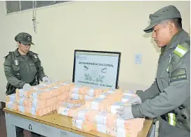  ?? Gendarmerí­a ?? Gendarmes incautaron $82.129.010 en la ruta 40