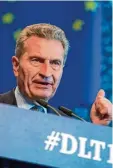  ?? Foto: Skolim, dpa ?? Da kommt einiges auf Deutschlan­d warnt Günther Oettinger. zu,