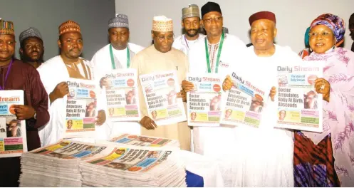  ??  ?? From left: Deputy Chairman, Daily Stream Editorial Board, Dr. Abubakar Umar Kari; Editor, Auwal S. Muazu; Representa­tive of Speaker of House of Reps., Chief Whip Alhassan Ado Doguwa; Guest Lecturer, Former Vice President Atiku Abubakar; Representa­tive of Kano State governor, Commission­er of Informatio­n, Mohammed Garba; Chairman of the occasion, Sen. Ken Nnamani; and former Women Affairs Minister, Hajiya Zainab Maina, during the public presentati­on of Daily Stream newspaper in Abuja yesterday