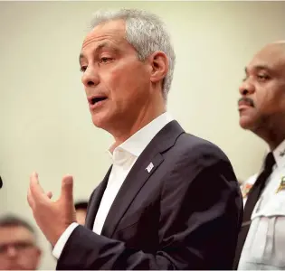  ?? PHOTO AFP ?? Le maire de Chicago, Rahm Emanuel, est persuadé que sa ville ne sera pas la seule à intenter une action en justice contre le gouverneme­nt fédéral.