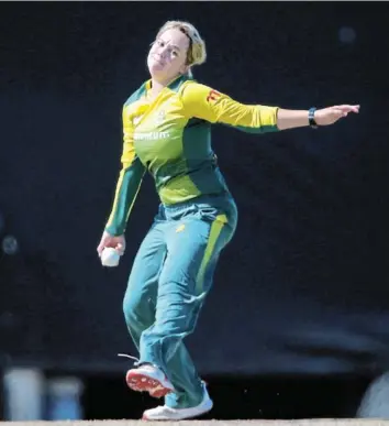  ?? Picture: GALLO IMAGES/RICHARD HUGGARD ?? TRAININ G HARD: Proteas captain Dané van Niekerk is working hard to be at her best when the 2022 ICC Women’s T20 World Cup is hosted in SA.